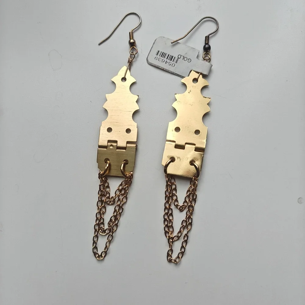 Gold Hinge Chain Link Industrial  Dangle Statement Earrings Long Dangle Metallic
